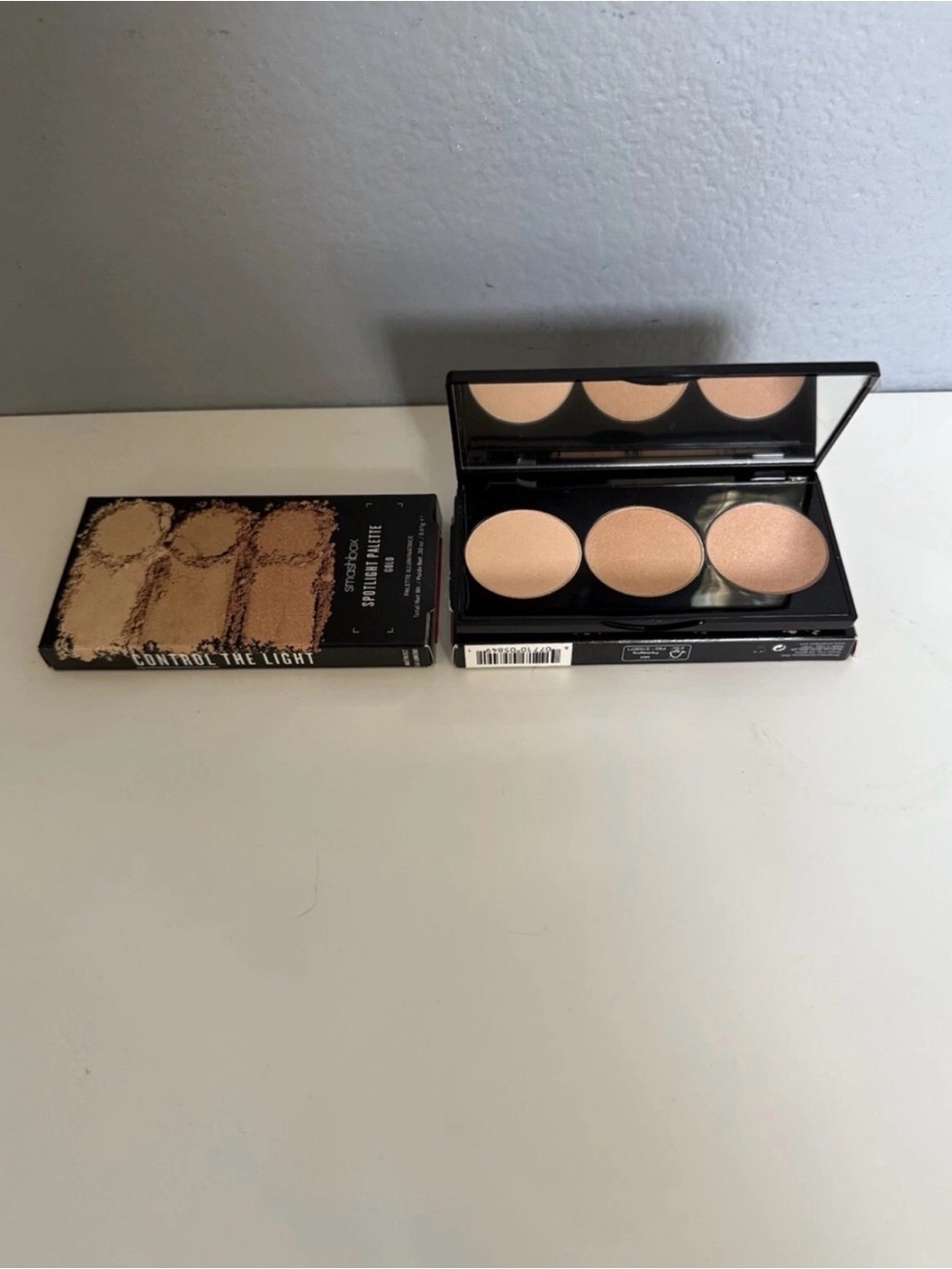 Smashbox Spotlight Palette Gold like new